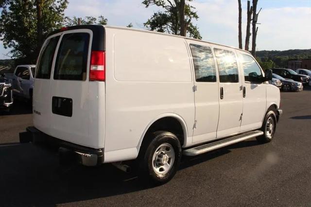 2022 Chevrolet Express Cargo Van RWD 2500 Regular Wheelbase WT
