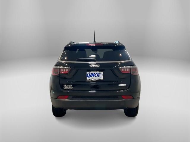 2025 Jeep Compass COMPASS LATITUDE 4X4