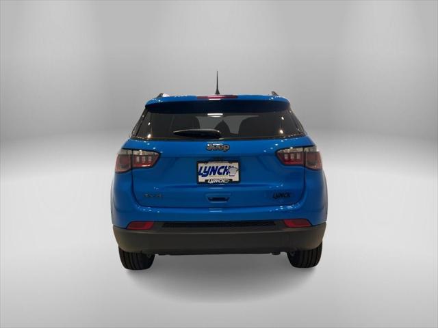 2025 Jeep Compass COMPASS LATITUDE 4X4