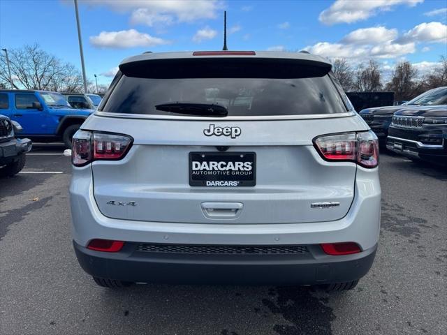 2025 Jeep Compass COMPASS LATITUDE 4X4