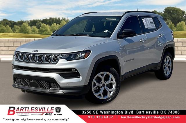 2025 Jeep Compass COMPASS LATITUDE 4X4