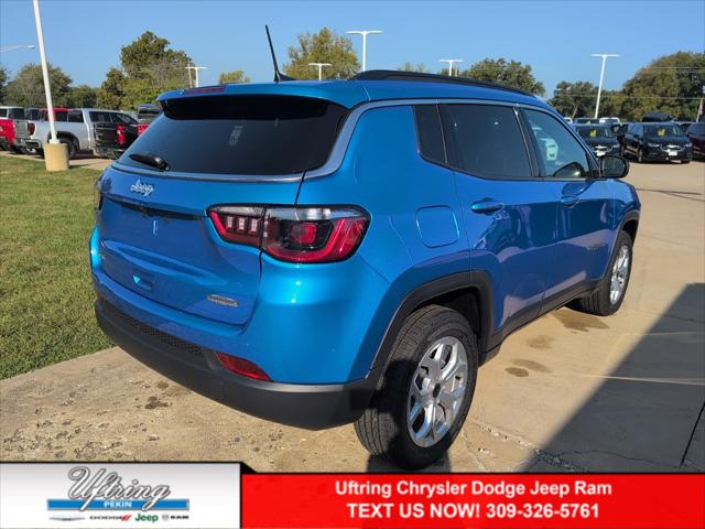 2025 Jeep Compass COMPASS LATITUDE 4X4