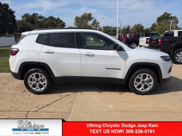 2025 Jeep Compass COMPASS LATITUDE 4X4