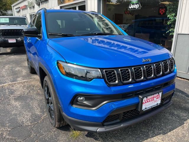 2025 Jeep Compass COMPASS LATITUDE 4X4