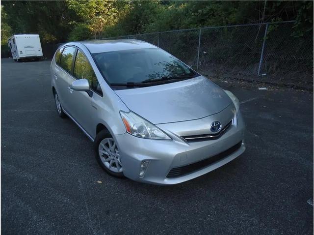 2012 Toyota Prius v Two