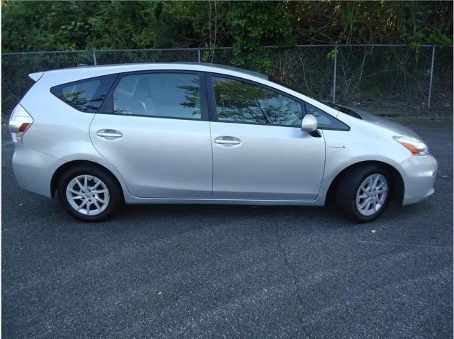 2012 Toyota Prius v Two