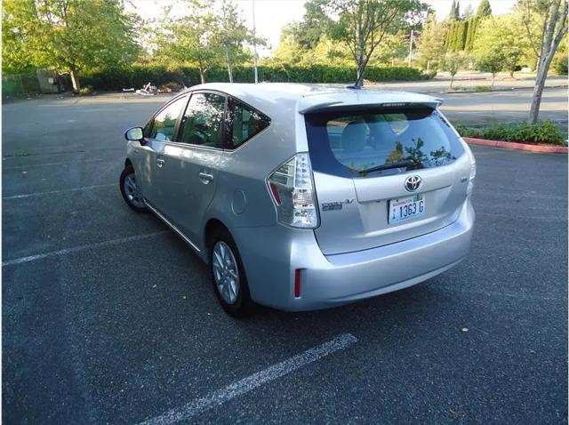 2012 Toyota Prius v Two
