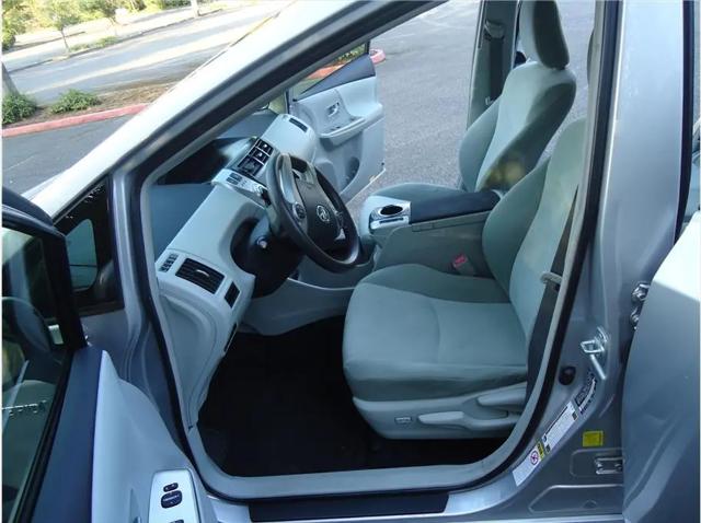2012 Toyota Prius v Two