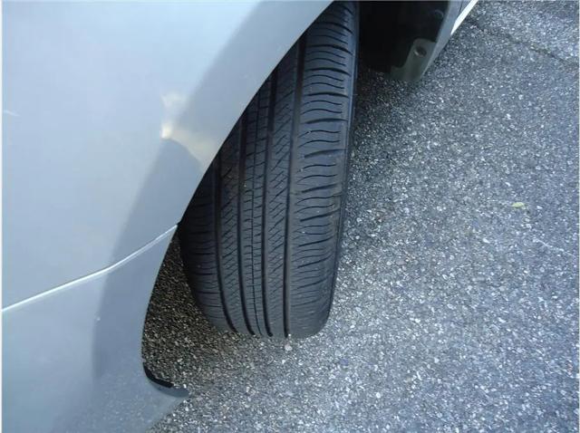 2012 Toyota Prius v Two