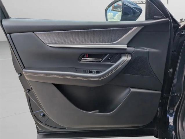 2024 Mazda X-90 Premium Plus