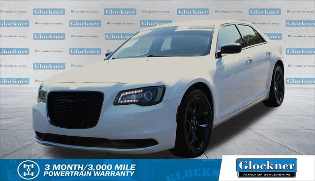 2022 Chrysler 300 Touring 2022 Chrysler 300 Touring