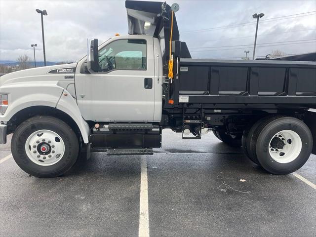 2025 Ford F-650 F-650 SD Gas Straight Frame