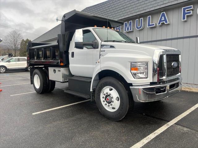 2025 Ford F-650 F-650 SD Gas Straight Frame