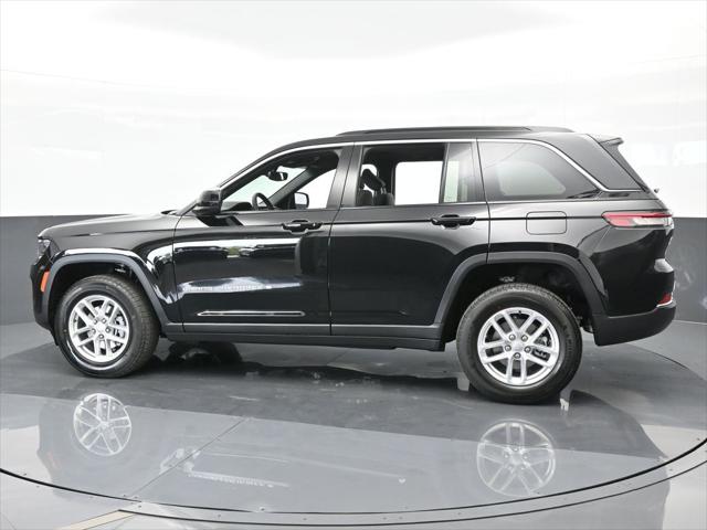 2024 Jeep Grand Cherokee GRAND CHEROKEE LAREDO X 4X2