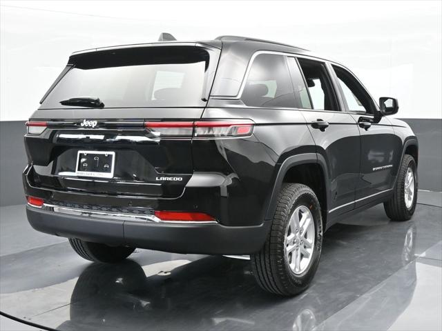 2024 Jeep Grand Cherokee GRAND CHEROKEE LAREDO 4X2