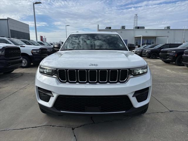 2024 Jeep Grand Cherokee GRAND CHEROKEE LAREDO 4X2
