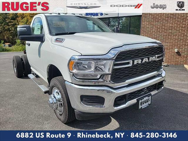 2024 RAM Ram 3500 Chassis Cab RAM 3500 TRADESMAN CHASSIS REGULAR CAB 4X4 60 CA