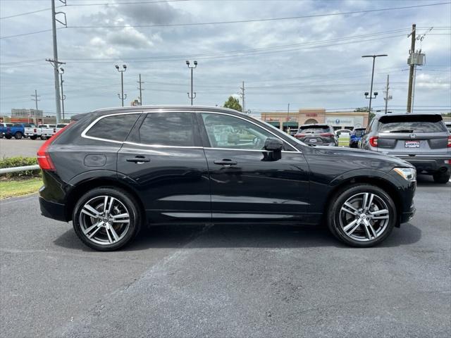 2021 Volvo XC60 T6 Momentum