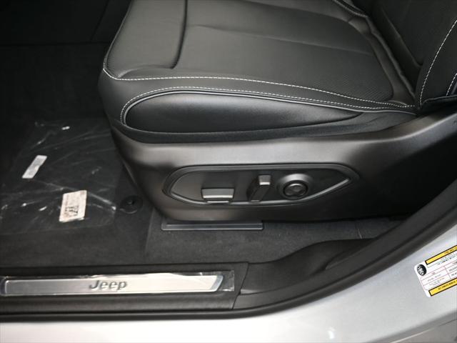 2024 Jeep Grand Cherokee GRAND CHEROKEE L OVERLAND 4X4