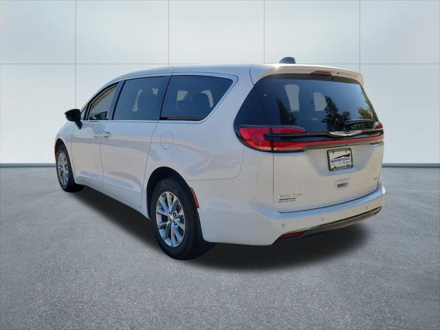 2024 Chrysler Pacifica PACIFICA TOURING L AWD