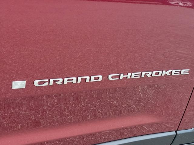 2024 Jeep Grand Cherokee GRAND CHEROKEE L LAREDO X 4X4