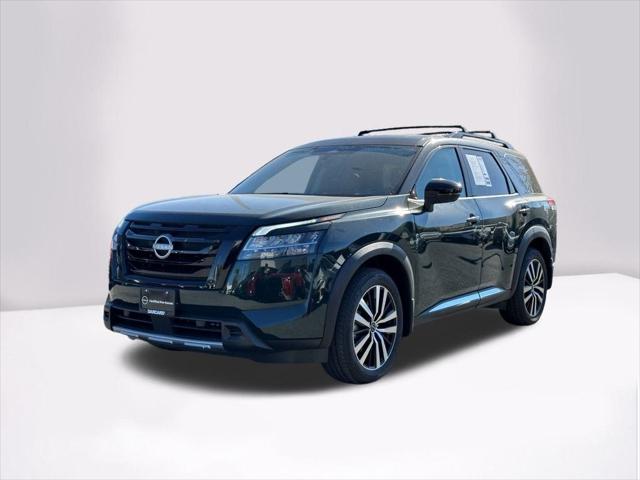 2024 Nissan Pathfinder Platinum 4WD