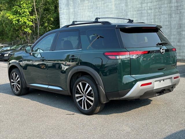 2024 Nissan Pathfinder Platinum 4WD