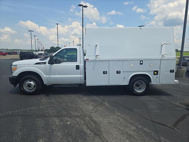 2015 Ford F-350 Chassis XL