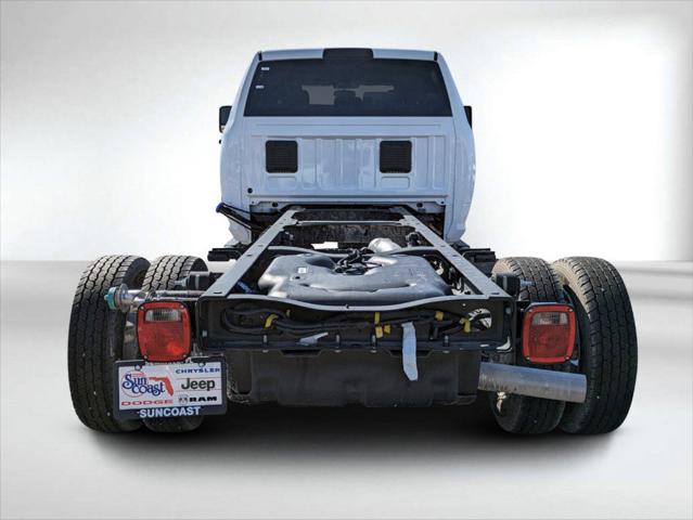 2024 RAM Ram 5500 Chassis Cab RAM 5500 TRADESMAN CHASSIS REGULAR CAB 4X4 84 CA 2024 RAM Ram 5500 Chassis Cab RAM 5500 TRADESMAN CHASSIS REGULAR CAB 4X4 84 CA