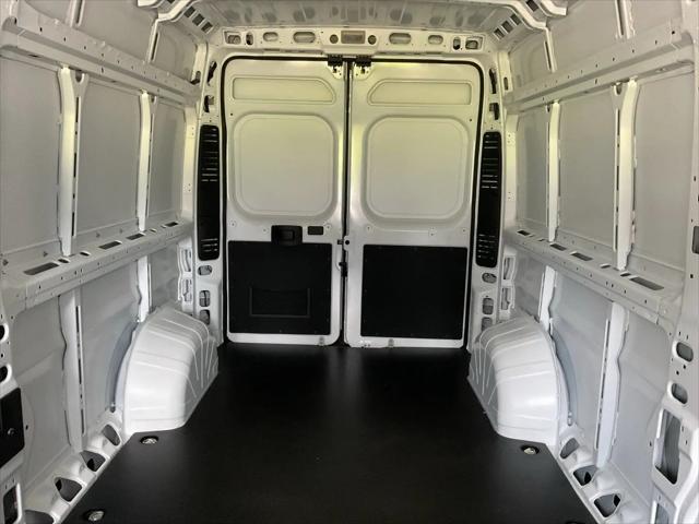 2024 Ram ProMaster 2500 Cargo Van Tradesman High Roof 159" WB w/Pass Seat