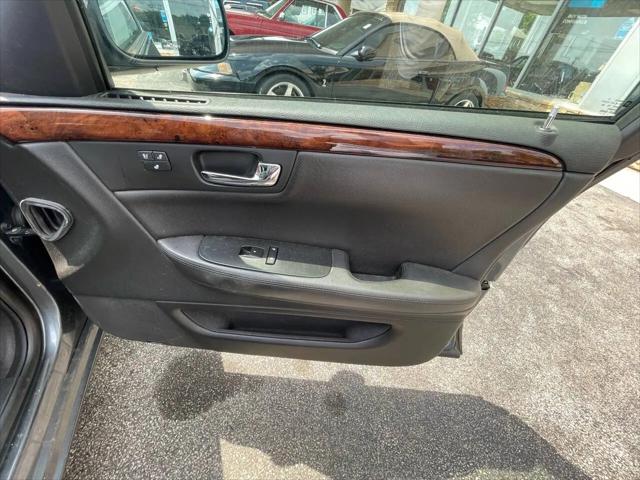 2011 Cadillac DTS Premium Collection