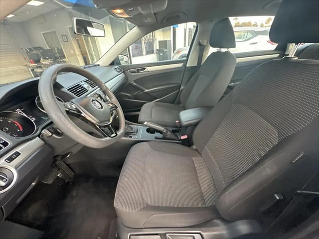 2016 Volkswagen Passat 1.8T S
