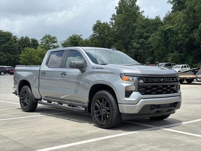 2024 Chevrolet Silverado 1500 4WD Crew Cab Short Bed Custom