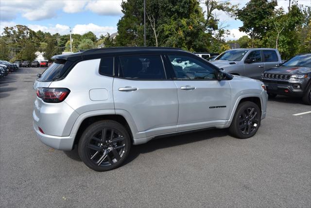 2025 Jeep Compass COMPASS LIMITED 4X4
