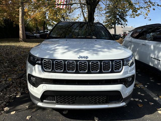 2025 Jeep Compass COMPASS LIMITED 4X4
