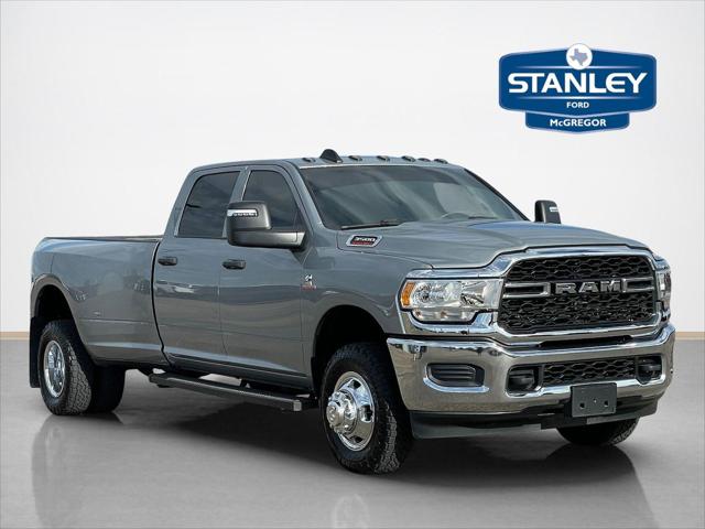 2024 RAM 3500 Tradesman Crew Cab 4x4 8 Box