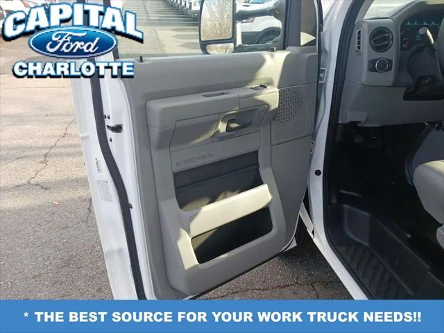 2025 Ford E-350 Cutaway E-Series Cutaway