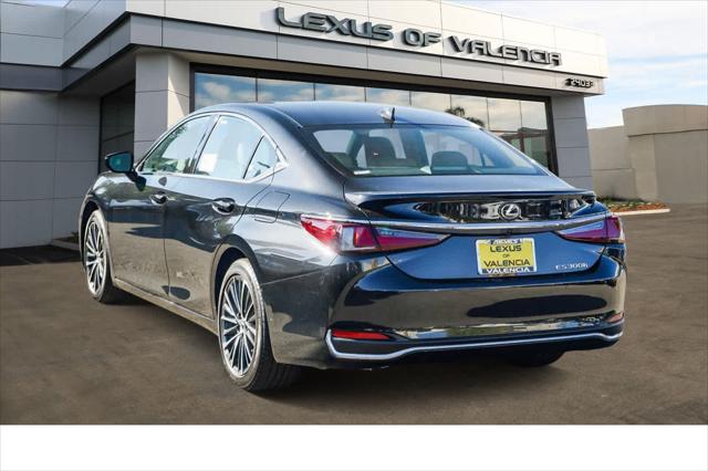 2025 Lexus ES ES 300h