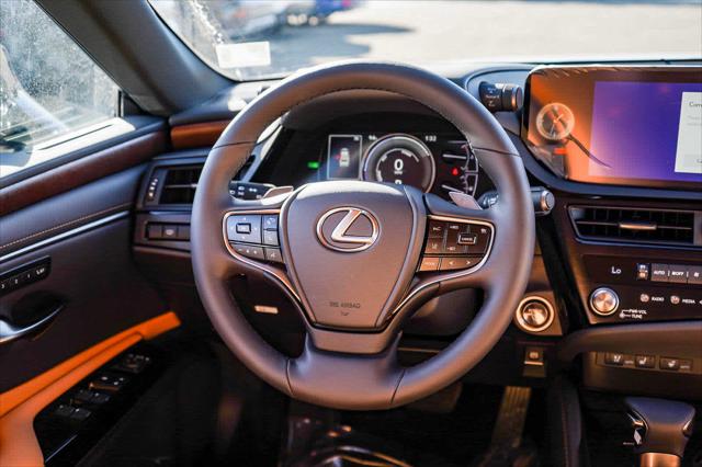2025 Lexus ES ES 300h