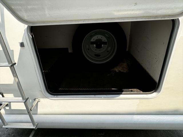 2007 Ford F-53 Unknown