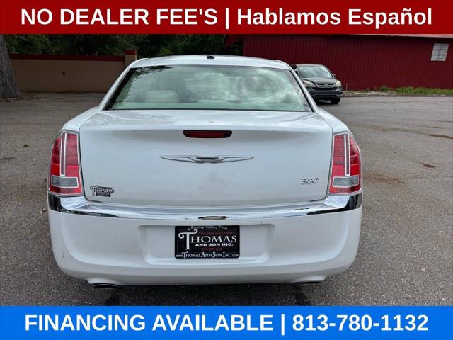 2011 Chrysler 300 Base 4dr Sedan
