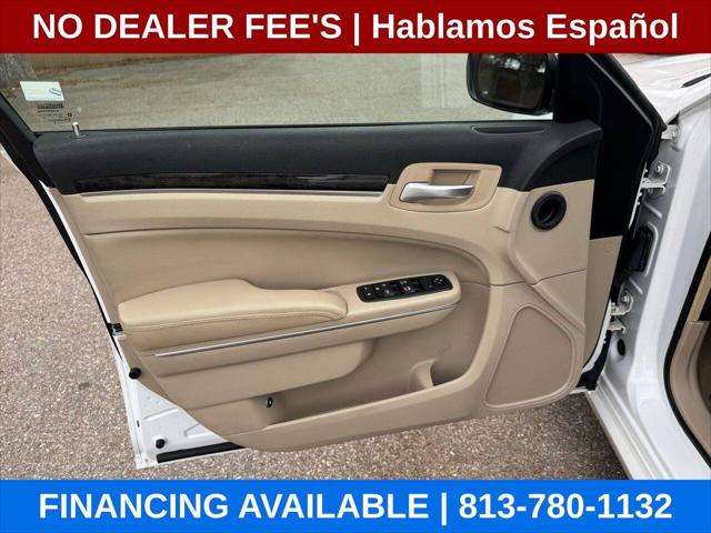 2011 Chrysler 300 Base 4dr Sedan