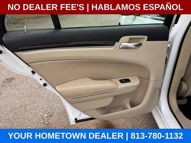 2011 Chrysler 300 Base 4dr Sedan