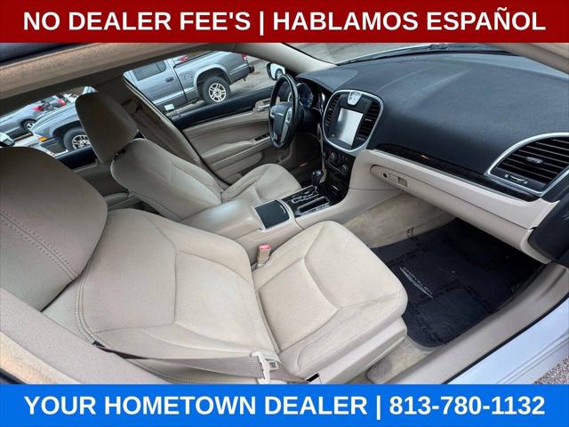 2011 Chrysler 300 Base 4dr Sedan