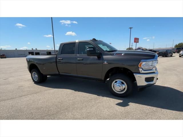 2024 RAM Ram 3500 RAM 3500 TRADESMAN CREW CAB 4X4 8 BOX