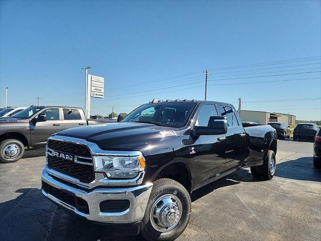 2024 RAM Ram 3500 RAM 3500 TRADESMAN CREW CAB 4X4 8 BOX