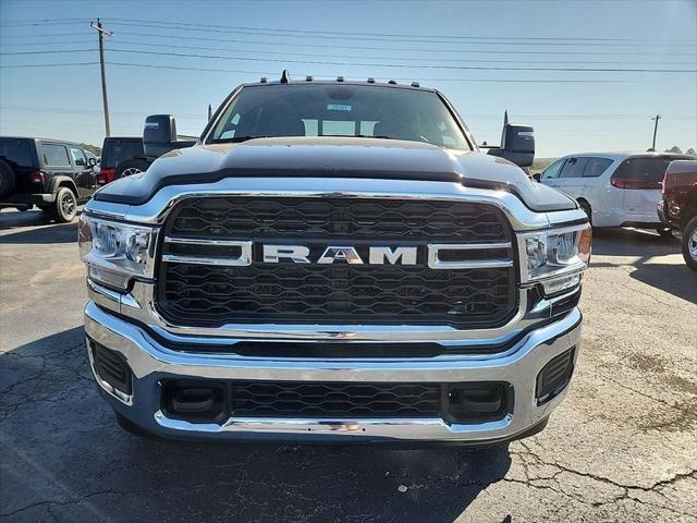 2024 RAM Ram 3500 RAM 3500 TRADESMAN CREW CAB 4X4 8 BOX