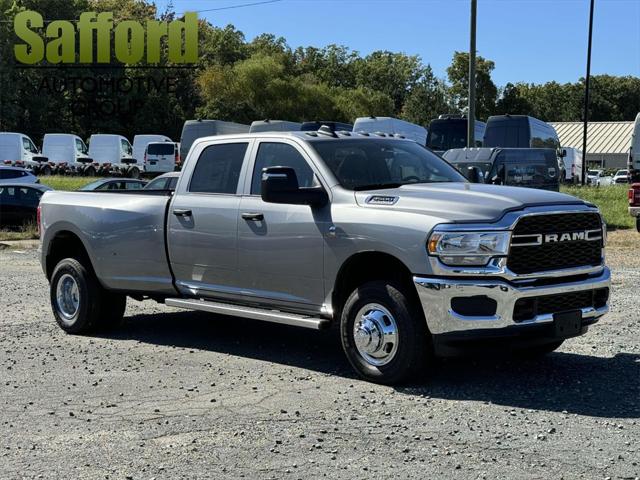 2024 RAM Ram 3500 RAM 3500 TRADESMAN CREW CAB 4X4 8 BOX