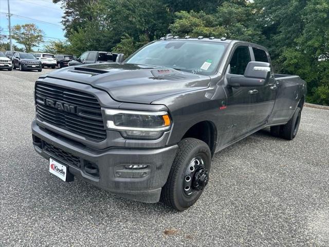 2024 RAM Ram 3500 RAM 3500 LARAMIE CREW CAB 4X4 8 BOX