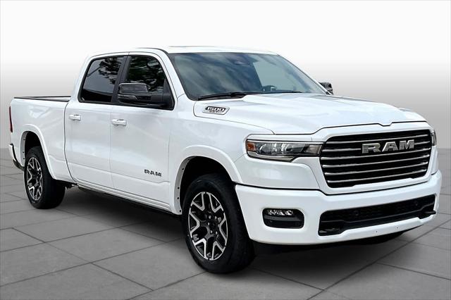 2025 RAM Ram 1500 RAM 1500 LARAMIE CREW CAB 4X4 64 BOX